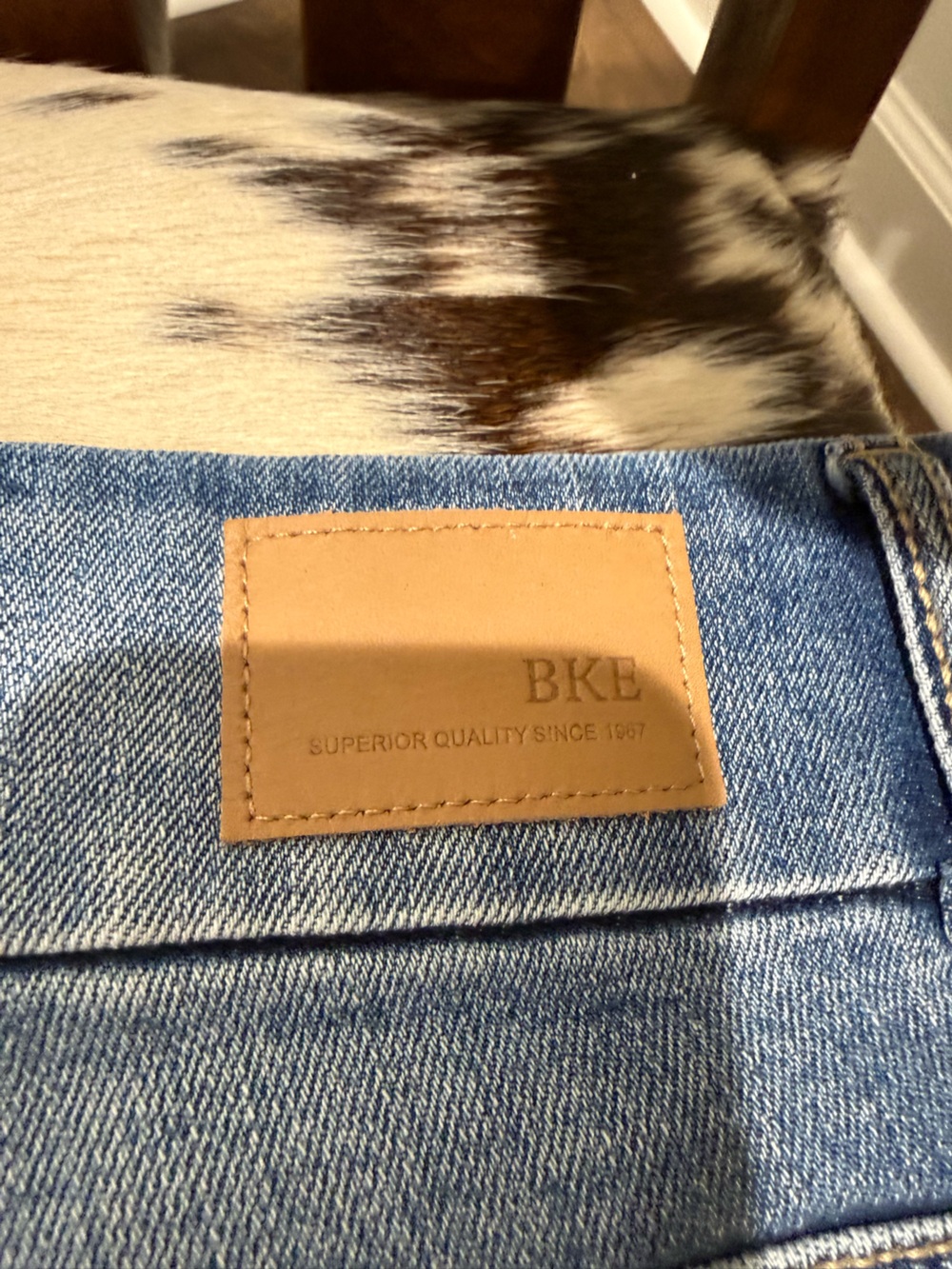 BKE Women’s Light Blue Denim Boyfriend Shorts - Picture 3 of 5